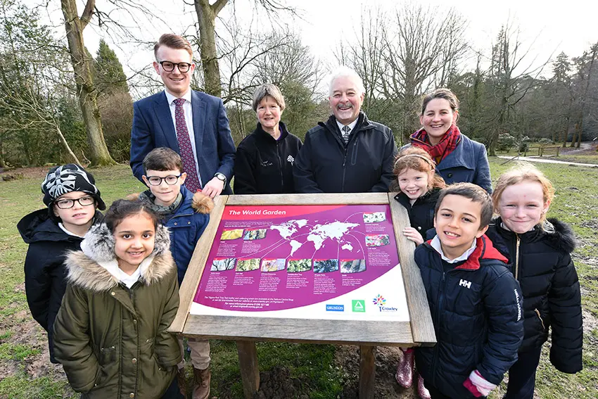 Grundon's Andy Piasko (back left) at the official opening of the tree trail.