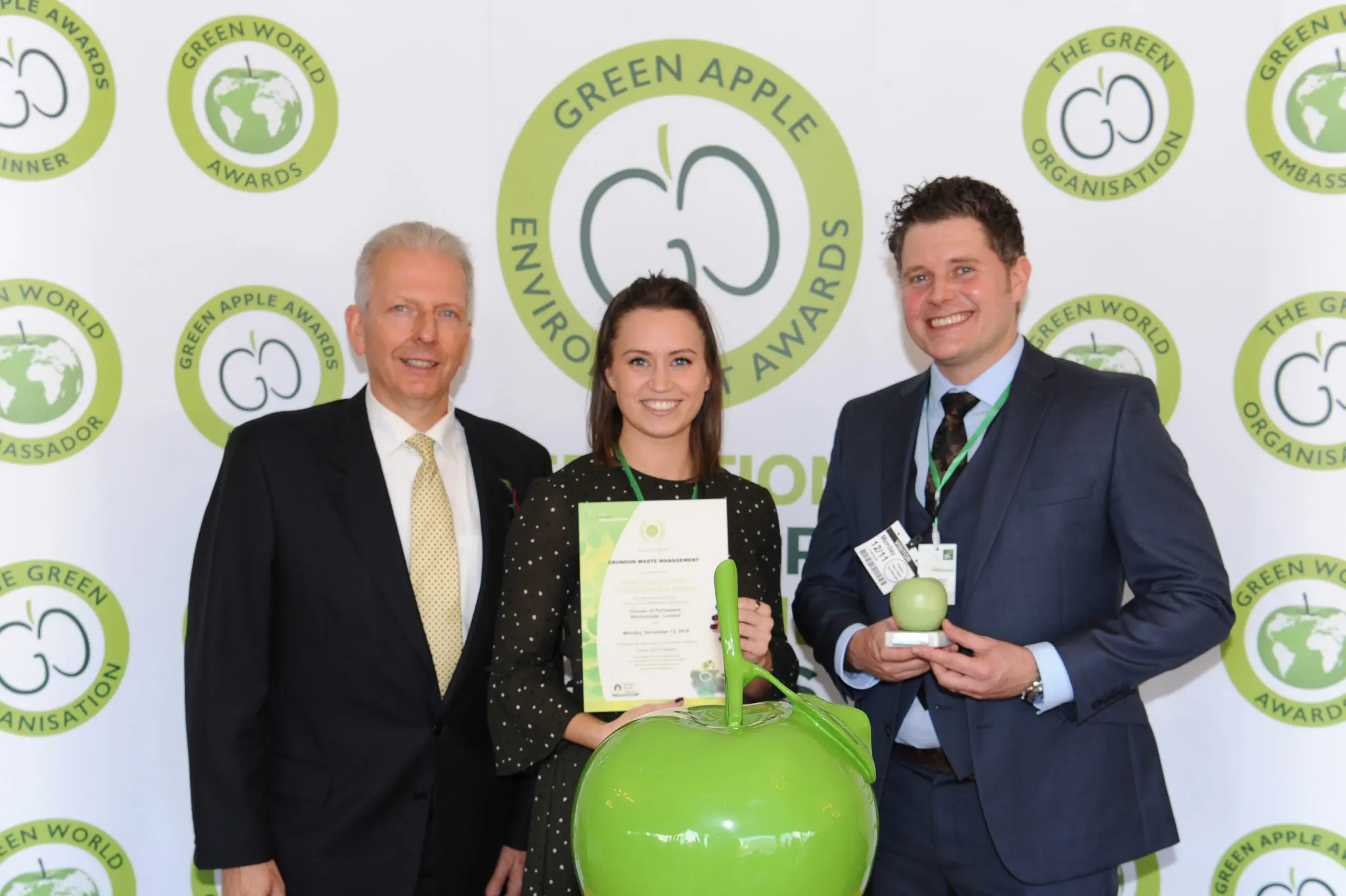 Silver lining: (from centre to left) Grundon's Alex Grant, Customer Relationship Manager - JLL; and Robert Gramson, Centre Manager at Windsor Yards Shopping Centre celebrate winning a silver Green Apple Award in the Retail and Wholesale category.