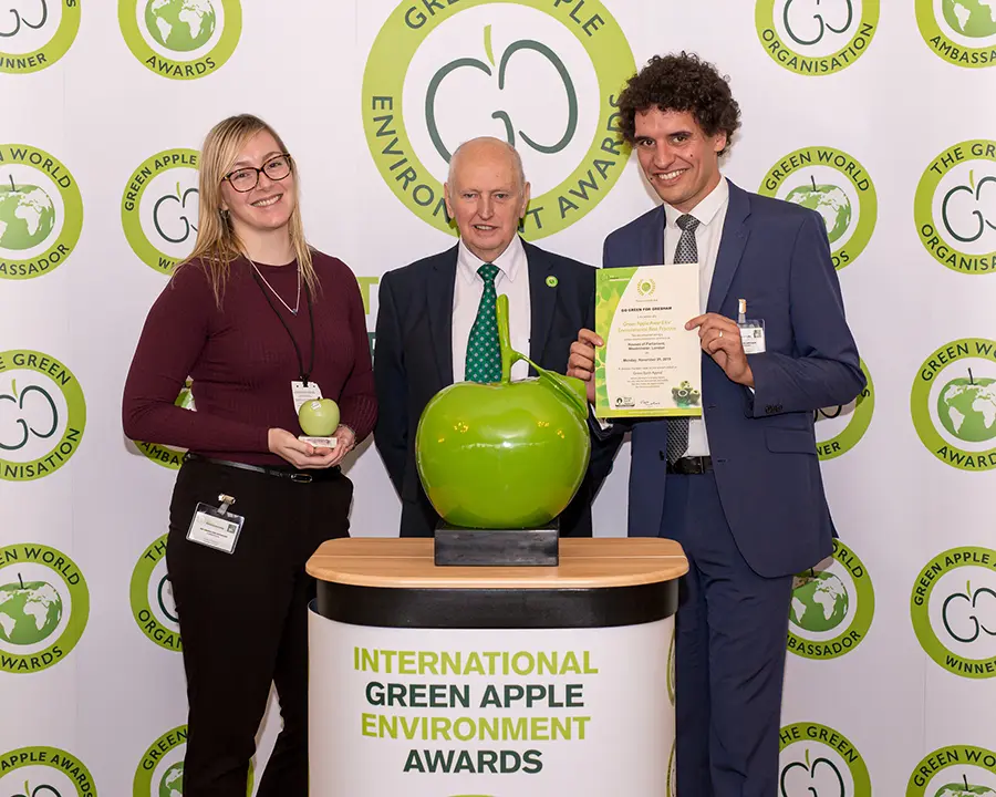 Loren Ryan, Facilities Manager, JLL, collected the Bronze Green Apple Award for Environmental Best Practice in the Offices Wastes Management category for 20 Gresham Street with Kieran Bogira, Senior Business Relations Manager - JLL at Grundon Waste Management (right) from Roger Wolens, Founder of The Green Apple Awards and Chief Executive Officer of The Green Organisation (centre)