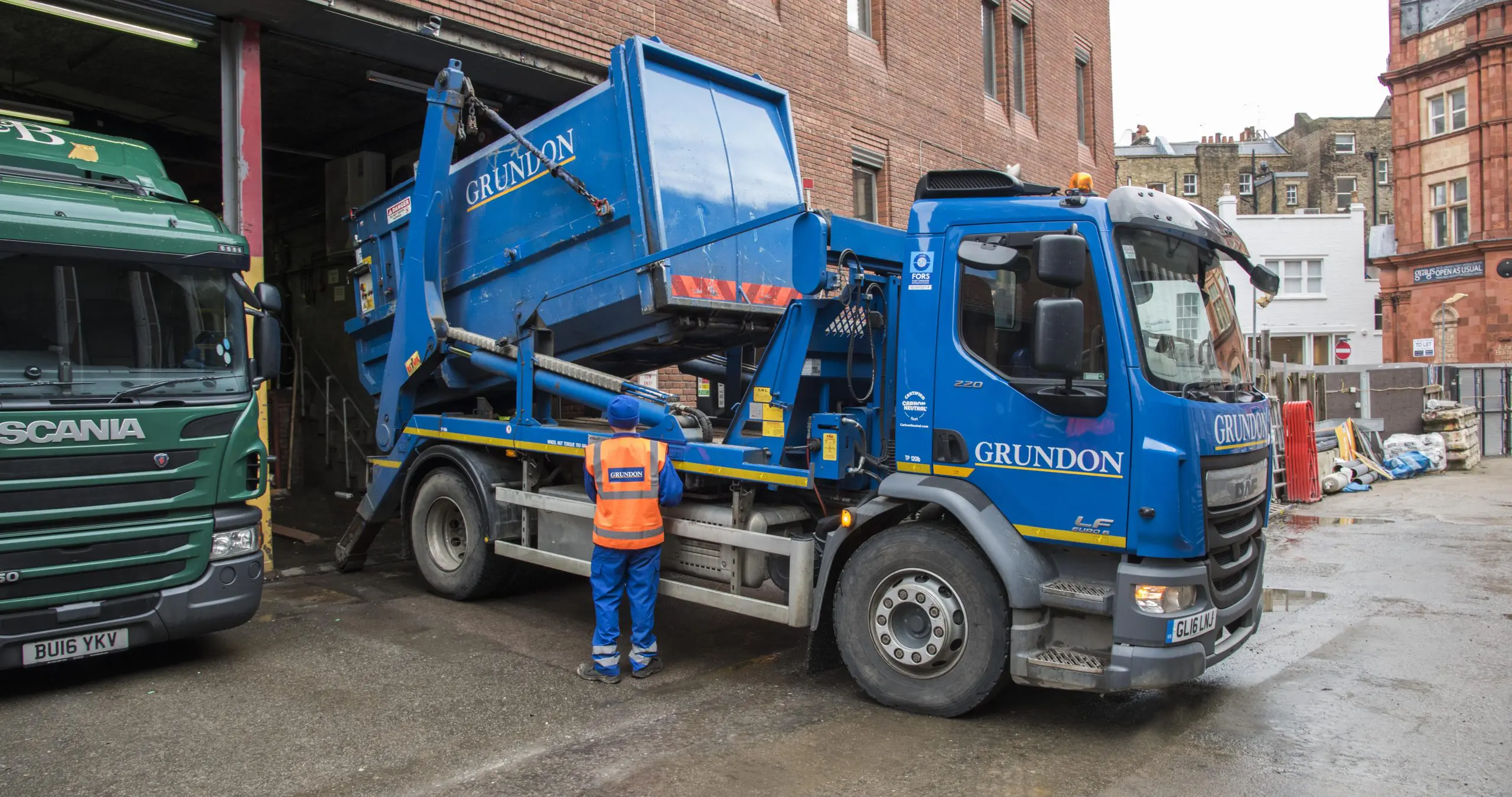 The fact that Grundon’s vehicle collection fleet is certified CarbonNeutral®, means waste collections do not add to customers’ carbon footprint, which in turn has helped West One to reduce its carbon emissions.