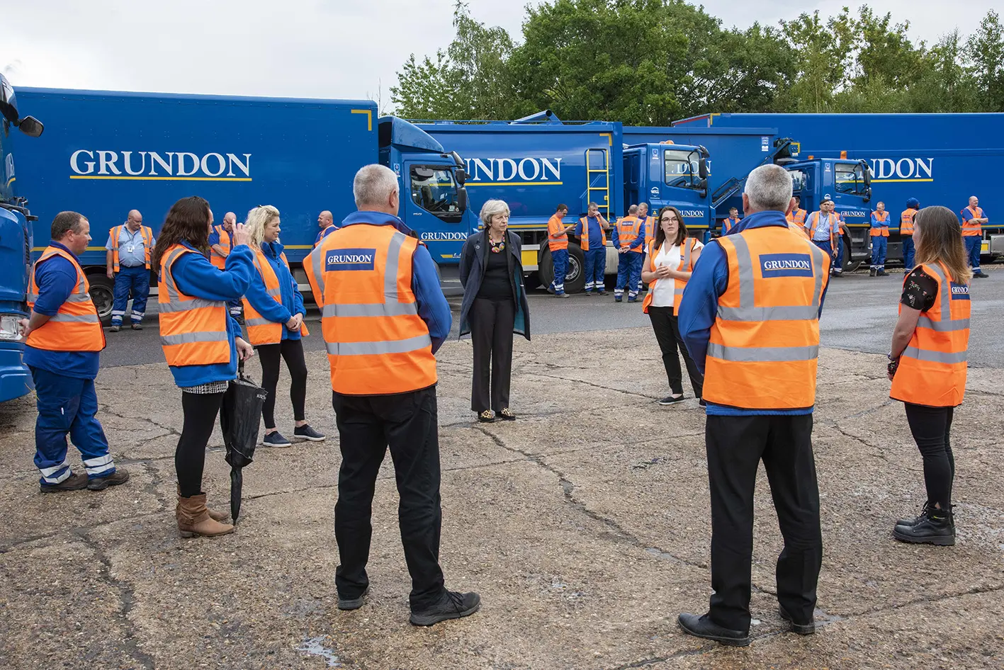 Members of the Knowl Hill team with Theresa May MP. Pictured from left to right: Gary Fulbrook, Sue Lennon, Sarah Warrington, Andy Willis, Rt Hon Theresa May MP, Emma Tobin, Dave Hannaford and Steph Cuthbertson