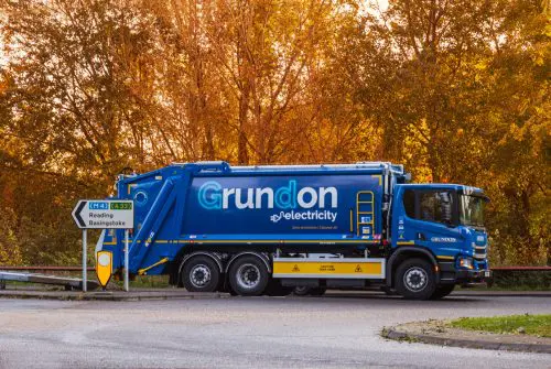 Electric waste collection vehicles deliver a range of benefits, including helping to reduce air and noise pollution, as well as delivering a cleaner environment.